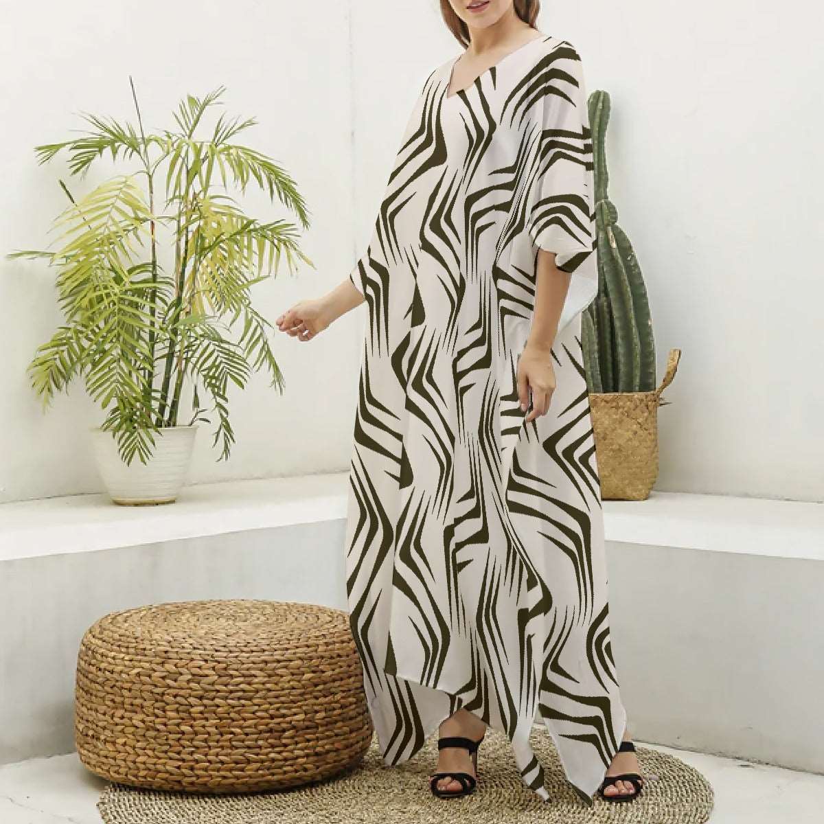 All-Over Print Women's Imitation Silk V-neck Kaftan Robe