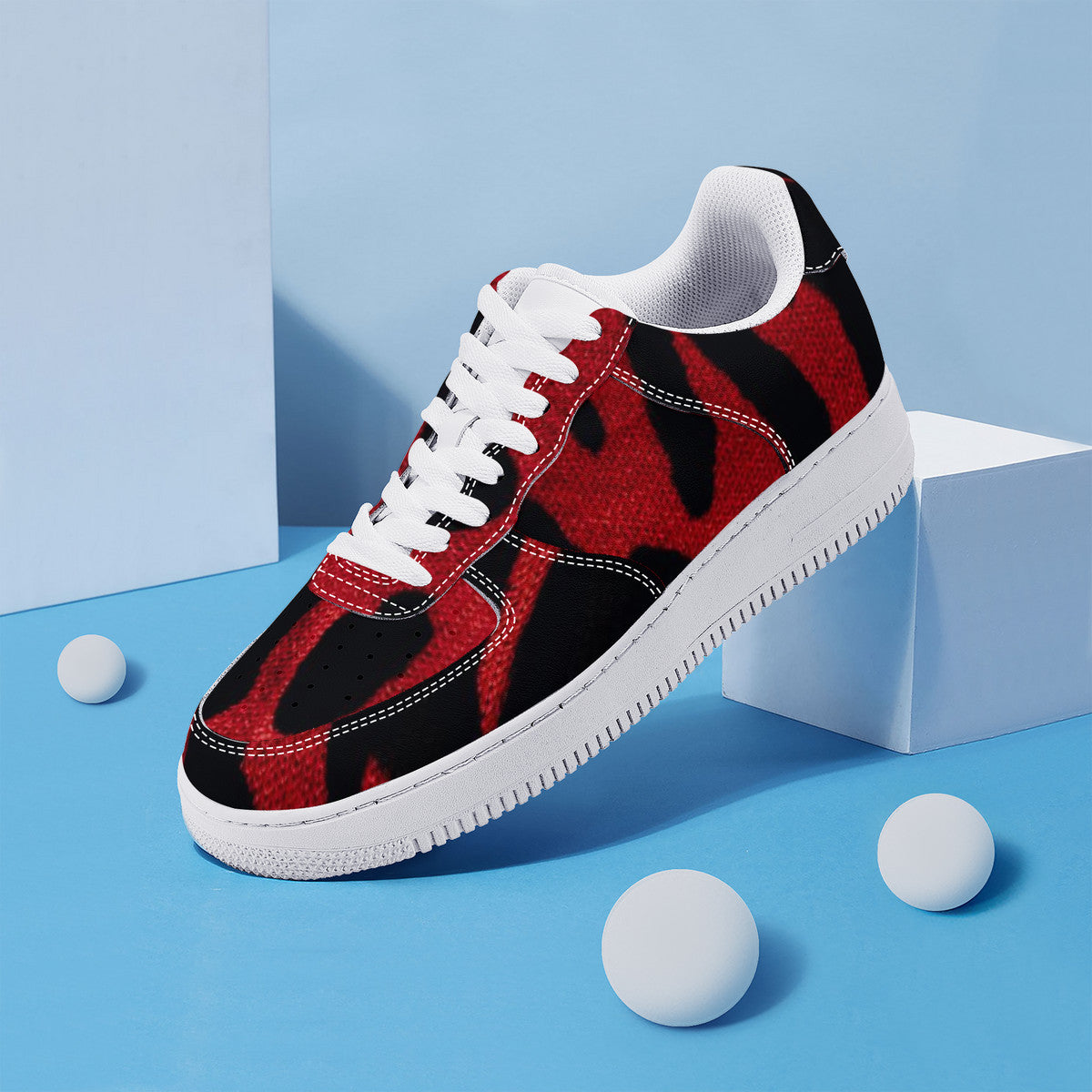 Low Top Unisex Sneaker